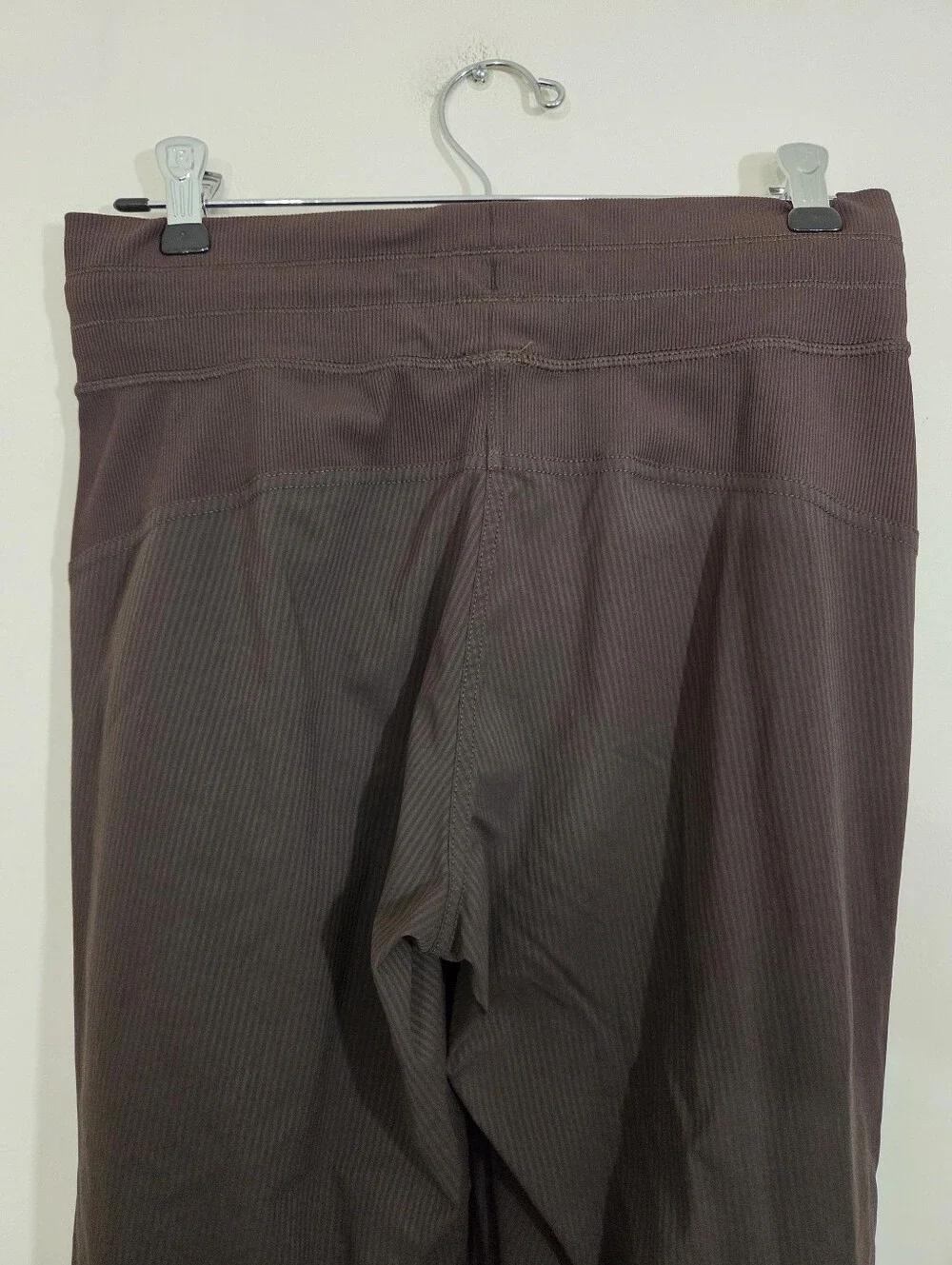 Lululemon Dance Studio Mid-Rise Jogger Pants Full Length Brown Size 4